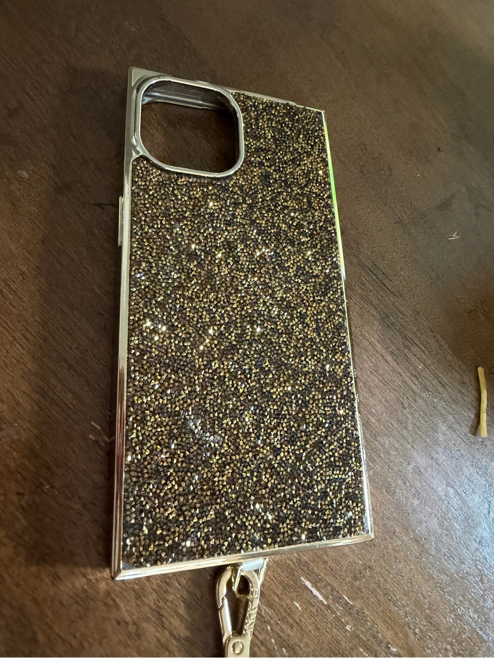 Flaunt MagSafe Square Corners Gold Sparkle iPhone 15 Bundle